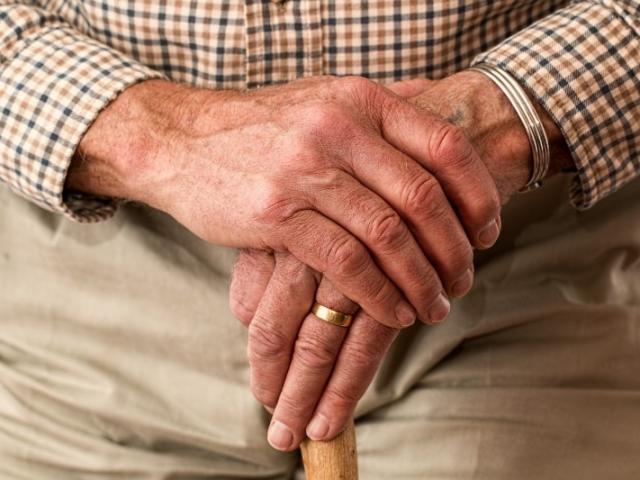 Semaine pour le maintien à domicile : conférence sur l'ostéopathie pour les séniors.